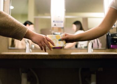 元カノと復縁したいけど、冷却期間はどれくらい必要？ 冷却期間中のしてはいけないNGな行動も合わせて解説！